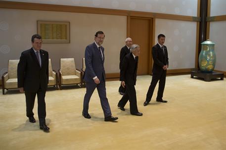 2/10/2013. Viaje del presidente del Gobierno a Japón. El presidente del Gobierno, Mariano Rajoy, es recibido en audiencia por el emperador d...
