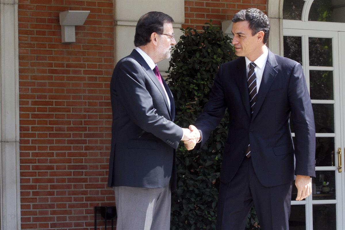 28/07/2014. Mariano Rajoy recibe al secretario general del PSOE, Pedro Sánchez. El presidente del Gobierno, Mariano Rajoy, recibe al secreta...