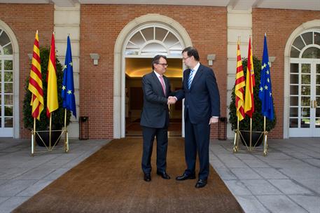30/07/2014. Rajoy recibe al presidente de la Generalitat catalana. El presidente del Gobierno, Mariano Rajoy, y el presidente de la Generali...