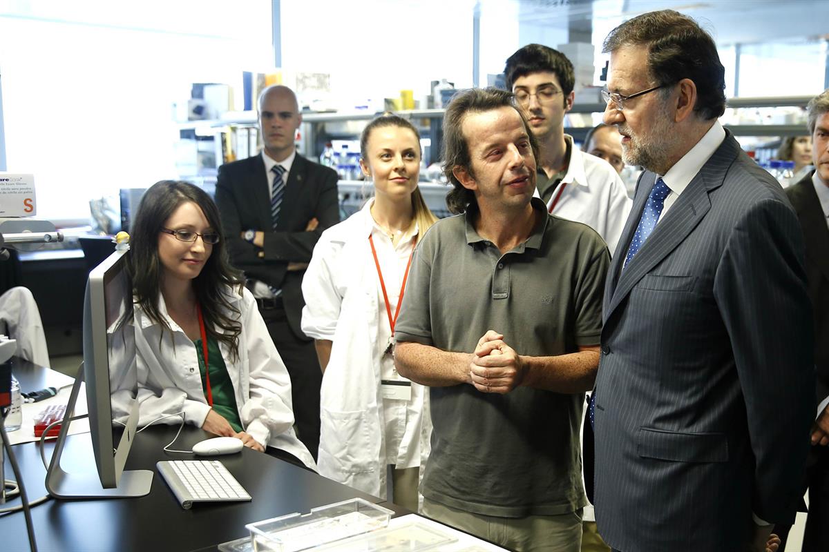 12/06/2014. Rajoy visita el Centro de Investigaciones Cardiovasculares Carlos III. El presidente del Gobierno visita un laboratorio del Cent...