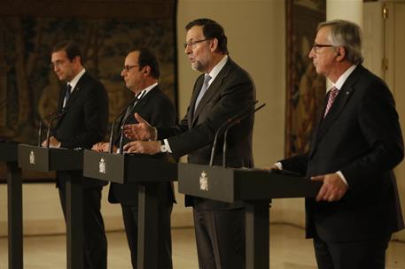 4/03/2015. Cumbre sobre interconexiones energéticas europeas. El presidente del Gobierno, Mariano Rajoy, el presidente de la República Franc...