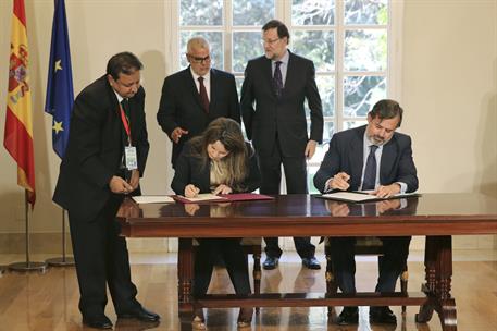 5/06/2015. XI Reunión de Alto Nivel Hispano-Marroquí. El secretario de Estado de Medio Ambiente, Federico Ramos, y la ministra delegada ante...