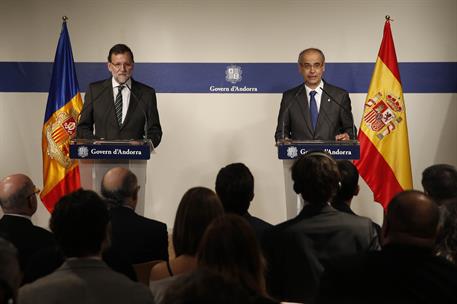 8/01/2015. Viaje del presidente del Gobierno al Principado de Andorra. El presidente del Gobierno, Mariano Rajoy, y el jefe del Gobierno de ...