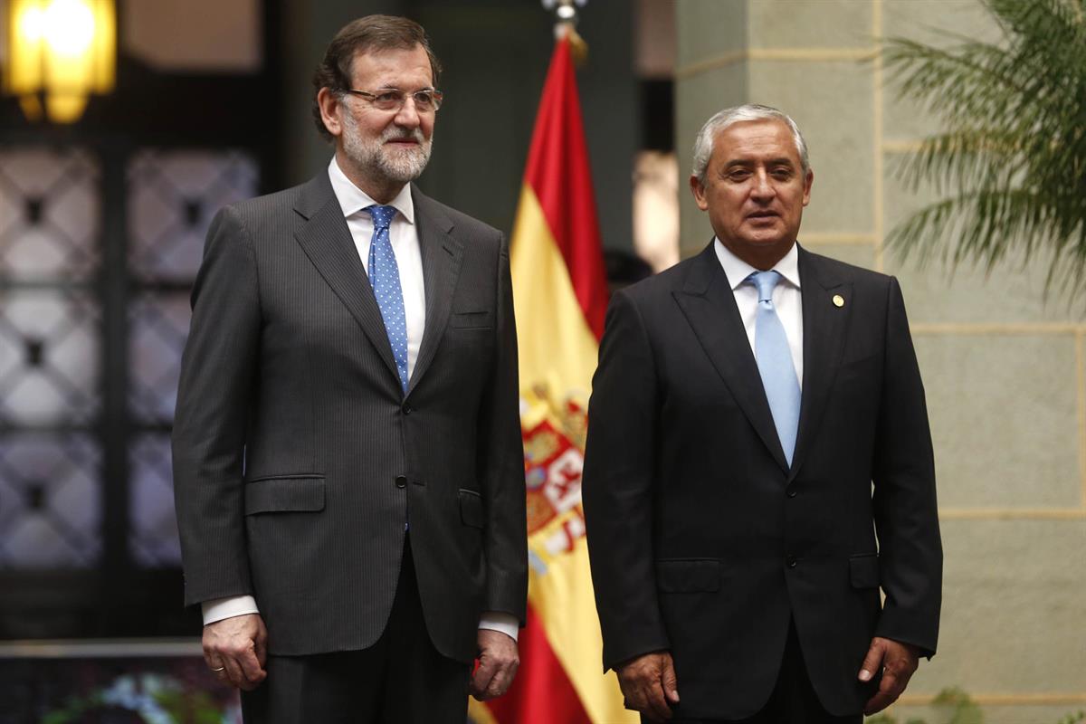 9/03/2015. Mariano Rajoy se reúne con el presidente de Guatemala. El presidente del Gobierno, Mariano Rajoy, se reúne con el presidente de G...