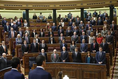 11/03/2015. Rajoy asiste a la sesión de control al Gobierno en el Congreso. Todos los diputados del Congreso guardan un minuto de silencio e...