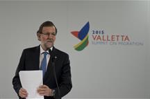 El presidente del Gobierno, Mariano Rajoy, en la rueda de prensa tras la Cumbre de La Valeta (Foto: Pool Moncloa)