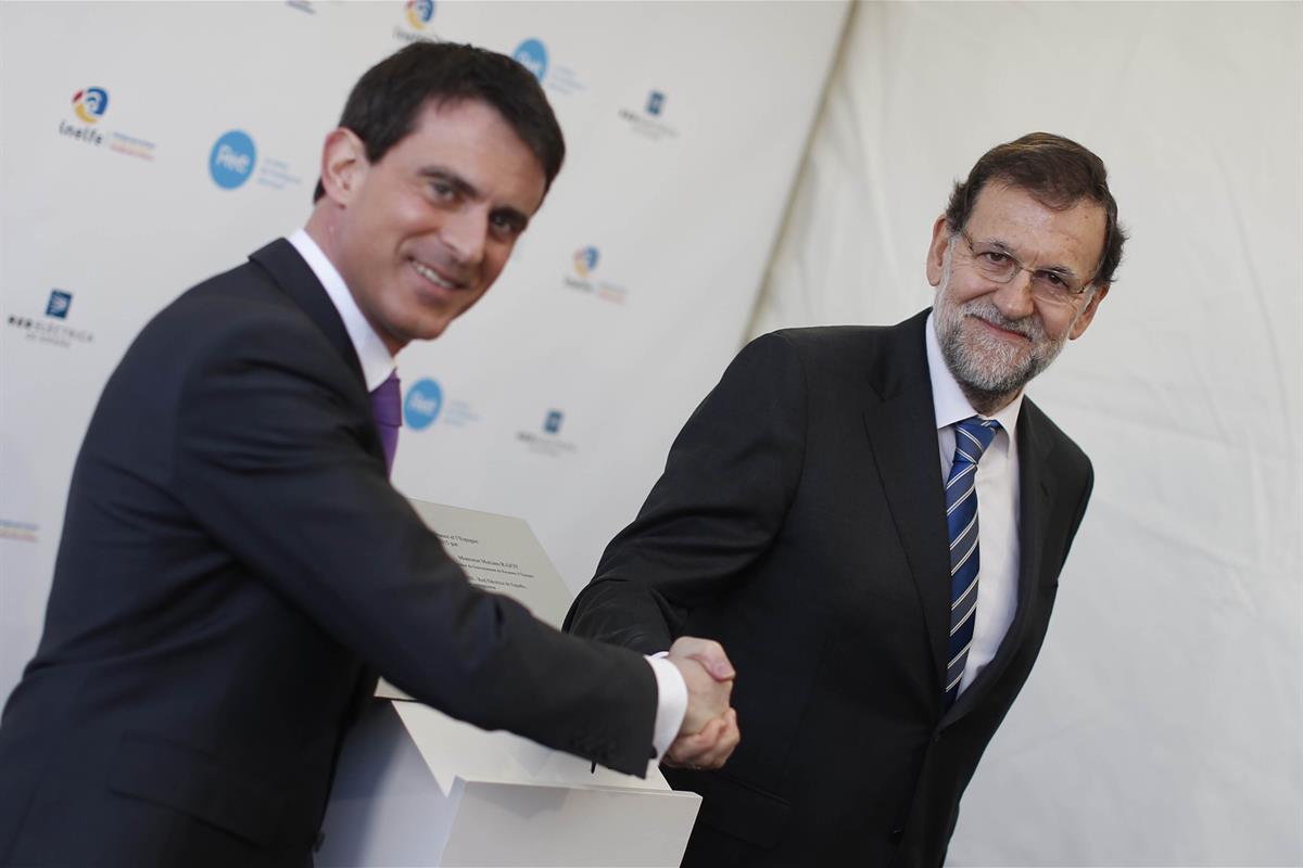 20/02/2015. Rajoy y Valls inauguran la interconexión de alta tensión Francia-España. El presidente del Gobierno, Mariano Rajoy, preside junt...
