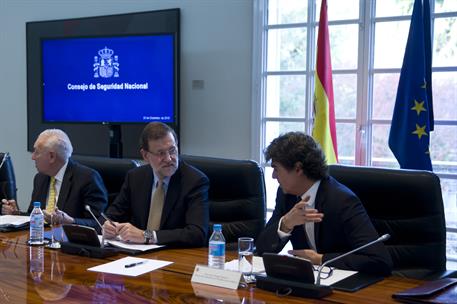 20/11/2015. Reunión del Consejo de Seguridad Nacional. El presidente del Gobierno, Mariano Rajoy, preside, en La Moncloa, la reunión del Con...