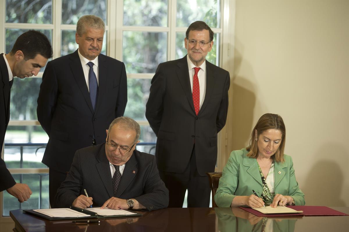 21/07/2015. VI Reunión de Alto Nivel Hispano-Argelina. La ministra de Fomento de España y el ministro de Asuntos Exteriores y de Cooperación...