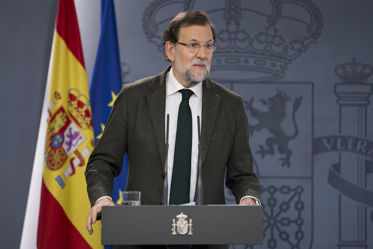 30/10/2015. Rajoy comparece en La Moncloa. El presidente del Gobierno, Mariano Rajoy, comparece para informar de las reuniones mantenidas co...