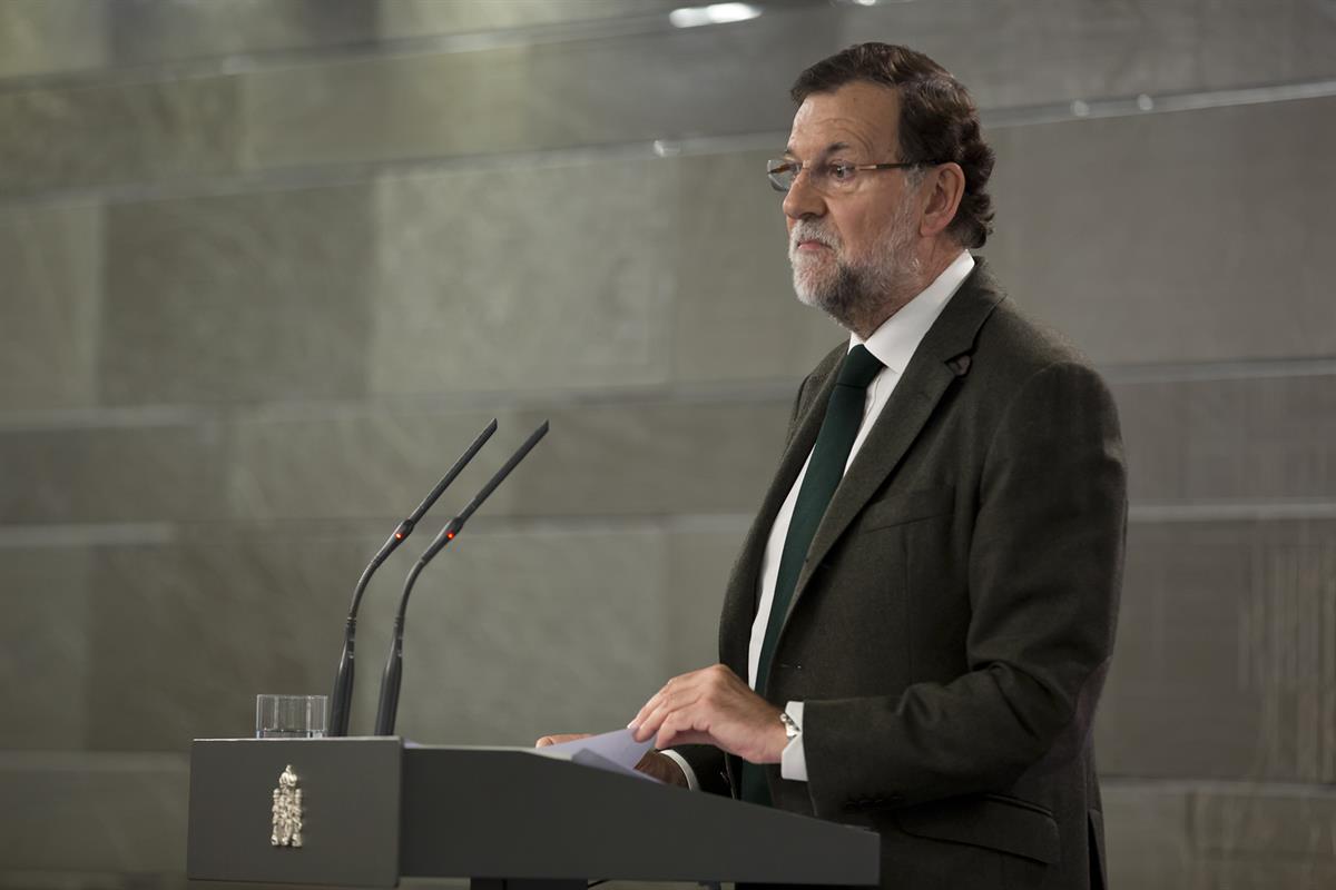 30/10/2015. Rajoy comparece en La Moncloa. El presidente del Gobierno, Mariano Rajoy, comparece para informar de las reuniones mantenidas co...