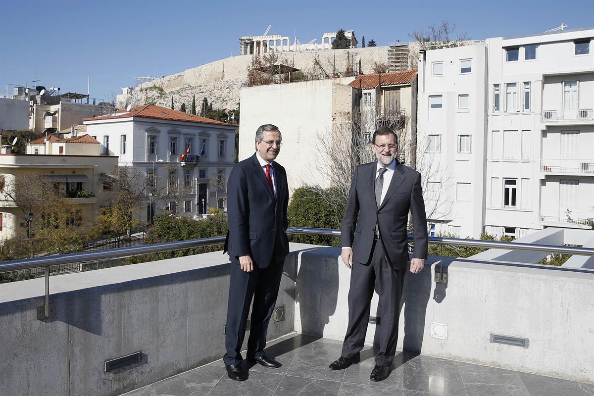14/01/2015. Viaje de Rajoy a Grecia. El presidente del Gobierno, Mariano Rajoy, junto al primer ministro de la República Helénica, Antoni Sa...
