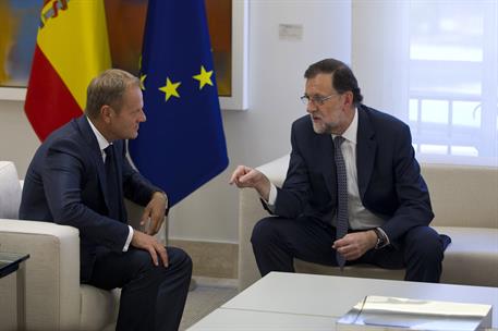 12/09/2016. Rajoy recibe al presidente del Consejo Europeo, Donald Tusk. El presidente del Gobierno en funciones, Mariano Rajoy, y el presid...