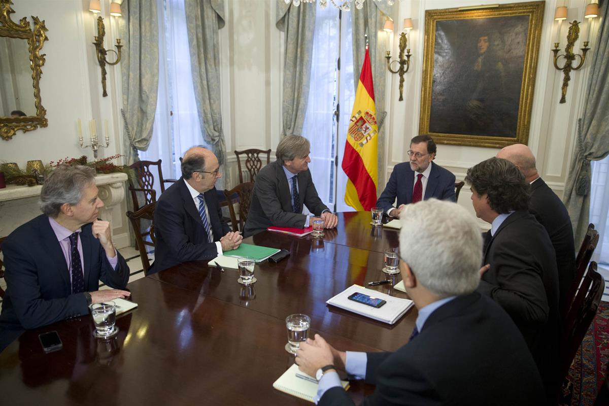 19/12/2016. Viaje de Mariano Rajoy a los Estados Unidos. El presidente del Gobierno, Mariano Rajoy, se reúne con los embajadores de España e...