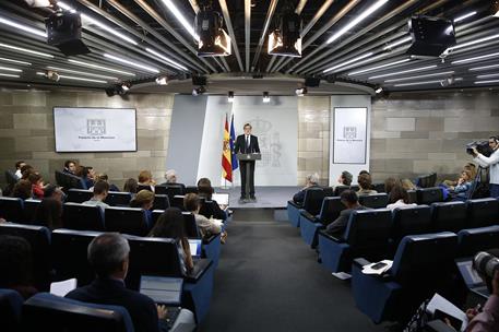 1/10/2017. Comparecencia del presidente del Gobierno en La Moncloa. El presidente del Gobierno, Mariano Rajoy, comparece en La Moncloa para ...