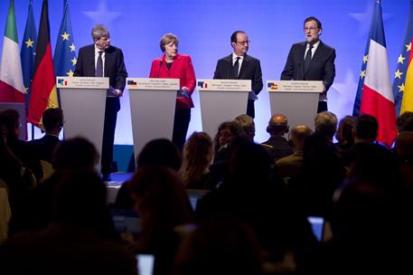 6/03/2017. Rajoy se reúne en Versalles con Hollande, Merkel y Gentiloni. El presidente del Gobierno español, Mariano Rajoy, la canciller ale...