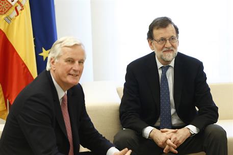 10/05/2017. Rajoy recibe al negociador jefe para el Brexit, Michel Barnier. El presidente del Gobierno, Mariano Rajoy, junto al negociador d...