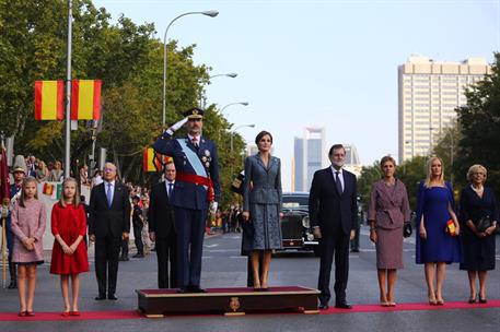 12/10/2017. Día de la Fiesta Nacional. Los Reyes, la Princesa de Asturias, la Infanta Sofía, el presidente del Gobierno, la ministra de Defe...