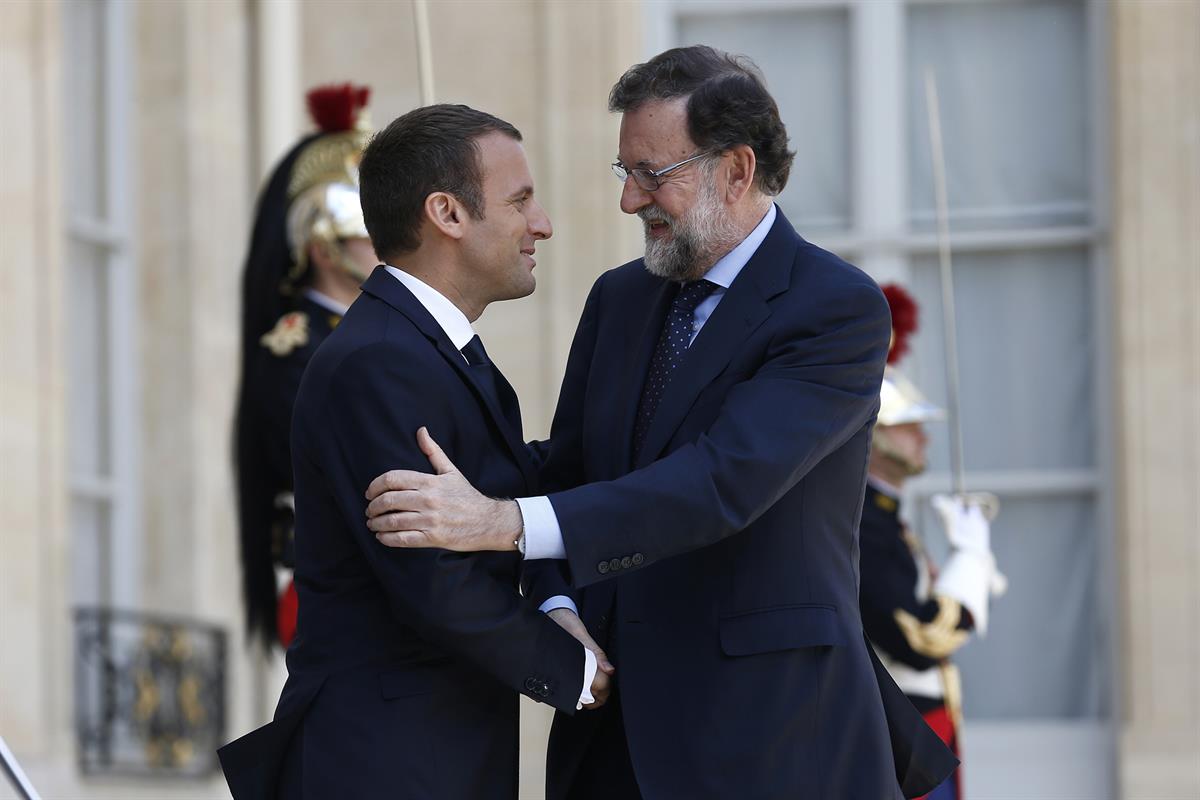 16/06/2017. Rajoy se reúne con Macron. El presidente del Gobierno, Mariano Rajoy, es recibido por el presidente francés, Emmanuel Macron, a ...