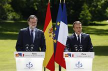 El presidente del Gobierno, Mariano Rajoy, y el presidente de la República Francesa, Emmanuel Macron