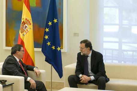 17/04/2017. Rajoy recibe al ministro de Exteriores de Cuba. El presidente del Gobierno, Mariano Rajoy, conversa con el ministro de Relacione...