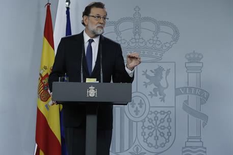 21/10/2017. Comparecencia de Rajoy tras el Consejo de Ministros extraordinario. El presidente del Gobierno, Mariano Rajoy, durante su compar...