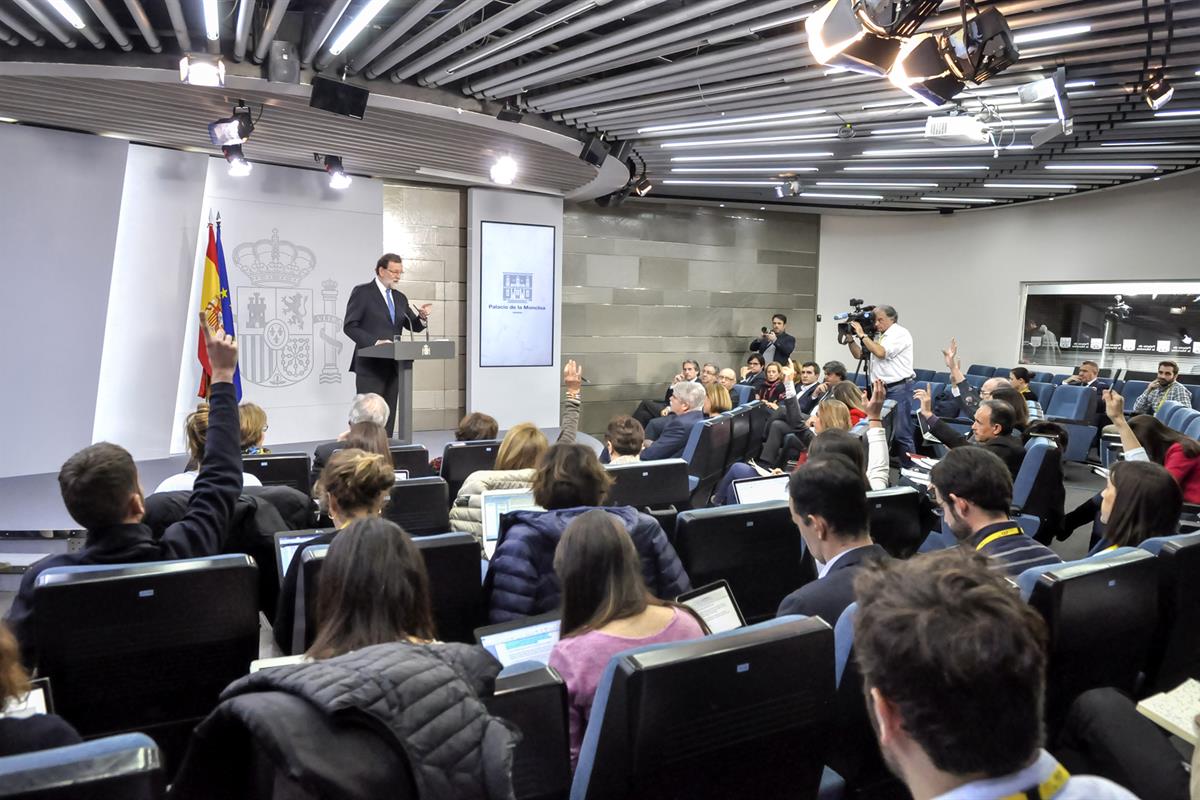 22/12/2017. Rajoy valora los resultados electorales en Cataluña. El presidente del Gobierno, Mariano Rajoy, durante la rueda de prensa en la...