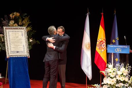 24/02/2017. Visita de Estado a España del Presidente de Argentina. El presidente del Gobierno, Mariano Rajoy, durante el acto de entrega del...