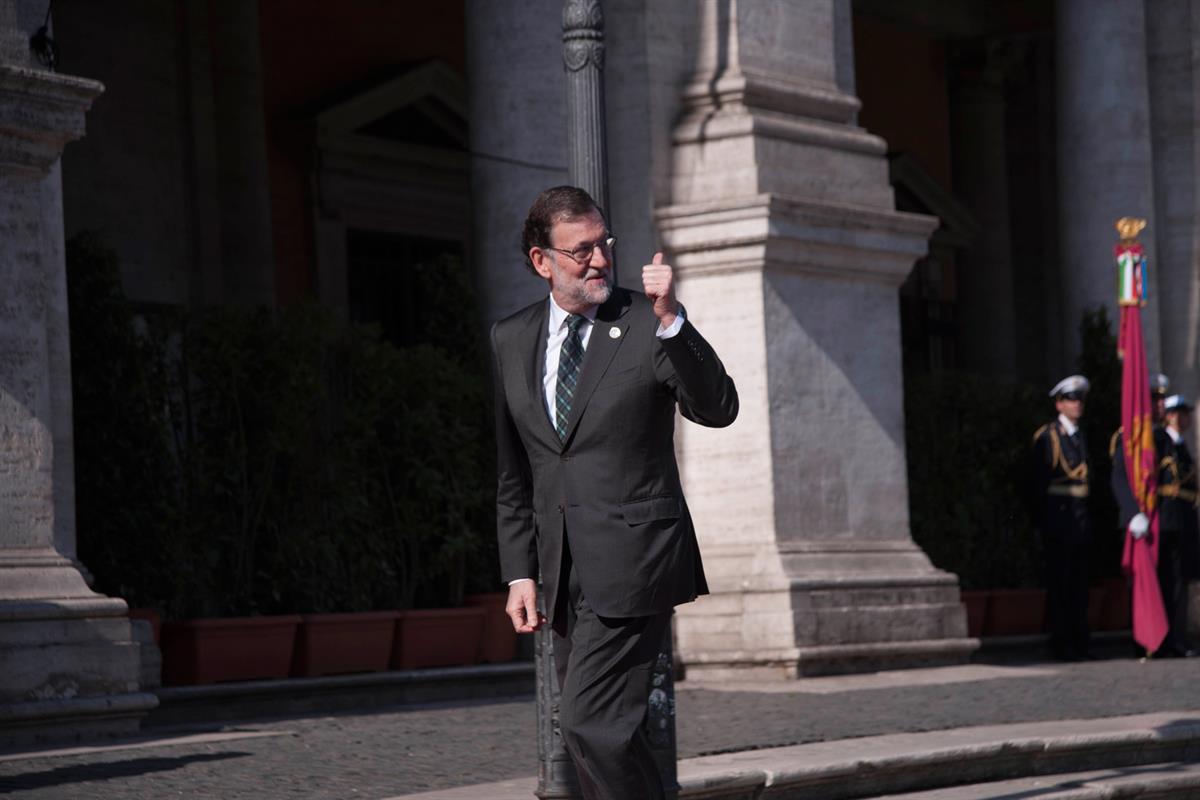 25/03/2017. Rajoy asiste al 60 aniversario de la UE. El presidente del Gobierno, Mariano Rajoy, a su llegada al Campidoglio de Roma para asi...