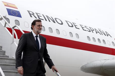 25/04/2017. Viaje oficial de Rajoy a Uruguay. El presidente del Gobierno, Mariano Rajoy, a su llegada al Aeropuerto Internacional Carrasco-G...