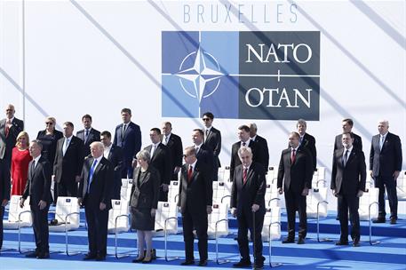 25/05/2017. Rajoy asiste a la reunión especial de la OTAN. Foto de familia de los jefes de Estado y de Gobierno de los países miembros de la OTAN.