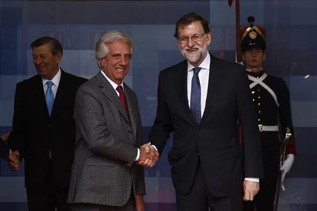 26/04/2017. Viaje oficial de Rajoy a Uruguay. El presidente del Gobierno, Mariano Rajoy, junto al presidente de la República Oriental de Uru...