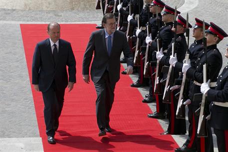 29/03/2017. Viaje oficial de Rajoy a Malta. El presidente del Gobierno, Mariano Rajoy, junto al primer ministro de Malta y presidente de tur...