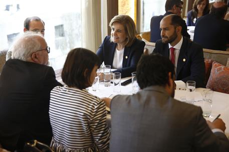 29/05/2017. XXIX Cumbre Luso-Española. La ministra de Empleo y Seguridad Social, Fátima Báñez, durante una reunión sectorial mantenida en el...