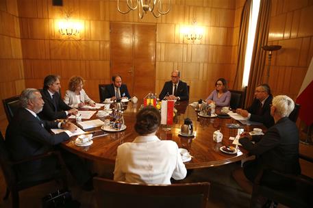 30/06/2017. XII Cumbre polaco-española. El ministro de Fomento, Iñigo de la Serna, durante la reunión sectorial que ha mantenido con su homó...