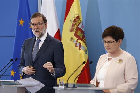 30/06/2017. XII Cumbre polaco-española. El Presidente del Gobierno, Mariano Rajoy, junto a la primera ministra polaca, Beata Szydlo, durante...