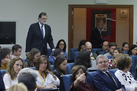 21/10/2017. Comparecencia de Rajoy tras el Consejo de Ministros extraordinario. El presidente del Gobierno, Mariano Rajoy, momentos antes de...