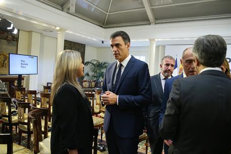 1/10/2018. Sánchez preside el Acto de cooperación hispano-francesa en la lucha antiterrorista. El presidente del Gobierno, Pedro Sánchez, co...