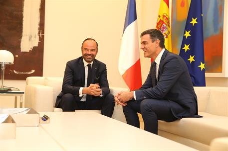 1/10/2018. Sánchez recibe al primer ministro de la República francesa. El presidente del Gobierno, Pedro Sánchez, y el primer ministro de la...