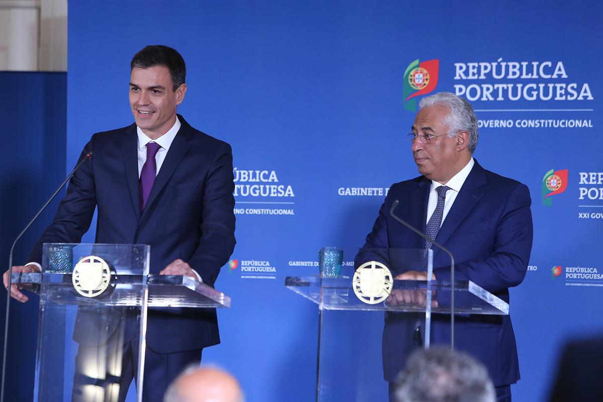 2/07/2018. Pedro Sánchez se reúne en Lisboa con António Costa. El presidente del Gobierno, Pedro Sánchez, y el primer ministro de la Repúbli...