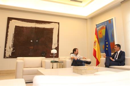 6/09/2018. Sánchez se reúne con el secretario general de Podemos. El presidente del Gobierno, Pedro Sánchez, y el secretario general de Pode...