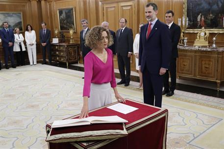 7/06/2018. El presidente asiste a la promesa de los nuevos ministros. Meritxell Batet Lamaña promete el cargo de ministra de Política Territ...
