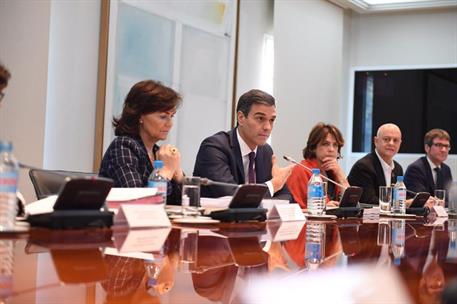 7/12/2018. Reunión Patronato de la Fundación del Centro. El presidente del Gobierno, Pedro Sánchez, junto a la vicepresidenta del Gobierno y...