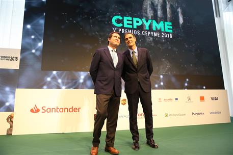 8/11/2018. Sánchez preside la entrega de los V Premios CEPYME. El presidente del Gobierno, Pedro Sánchez, y el presidente de CEPYME, Antonio...