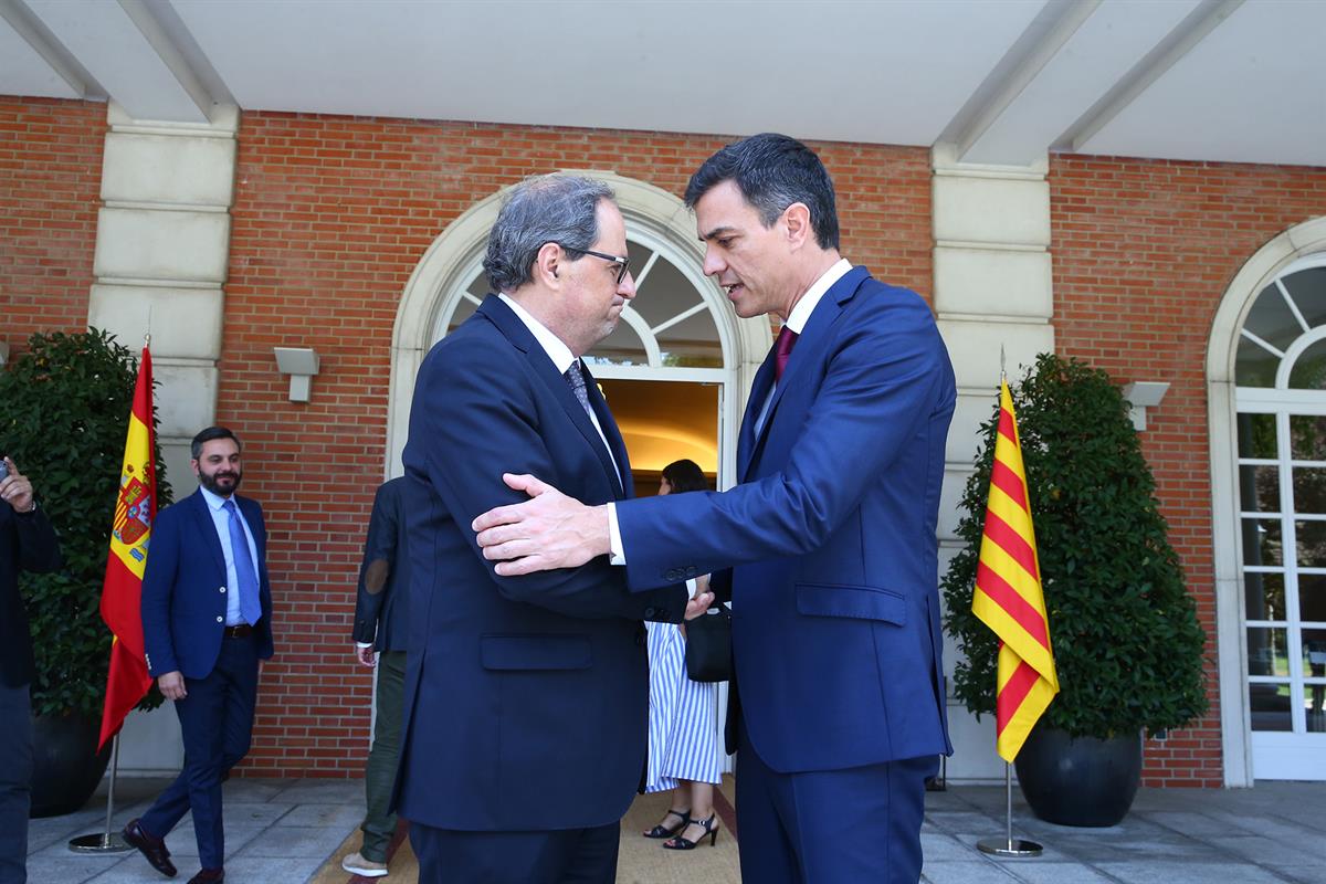 9/07/2018. Sánchez recibe al presidente de la Generalitat de Cataluña. El presidente del Gobierno, Pedro Sánchez, despide al presidente de l...