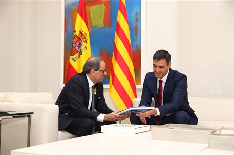 9/07/2018. Sánchez recibe al presidente de la Generalitat de Cataluña. El presidente del Gobierno, Pedro Sánchez, y el presidente de la Gene...