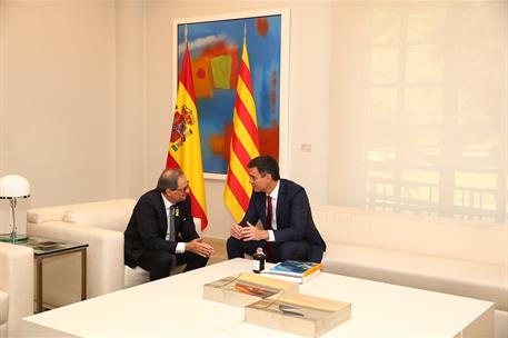 9/07/2018. Sánchez recibe al presidente de la Generalitat de Cataluña. El presidente del Gobierno, Pedro Sánchez, junto al presidente de la ...