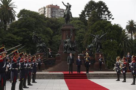 10/04/2018. Viaje de Mariano Rajoy a Argentina. El presidente del Gobierno, Mariano Rajoy, junto al ministro de Relaciones Exteriores y Cult...