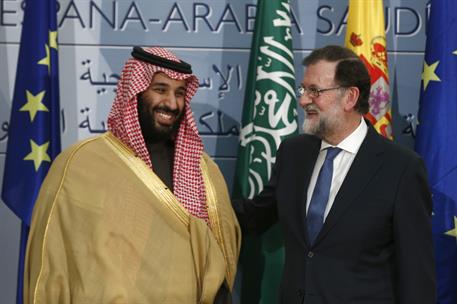 12/04/2018. Rajoy recibe al Príncipe heredero de Arabia Saudí. El presidente del Gobierno, Mariano Rajoy, posa junto al príncipe heredero, v...