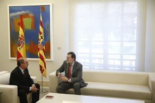 El presidente del Gobierno, Mariano Rajoy, y el presidente del Gobierno de Aragón, Javier Lambán